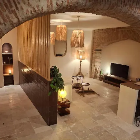 דירה Amagat Loft Piscine Et Hammam *